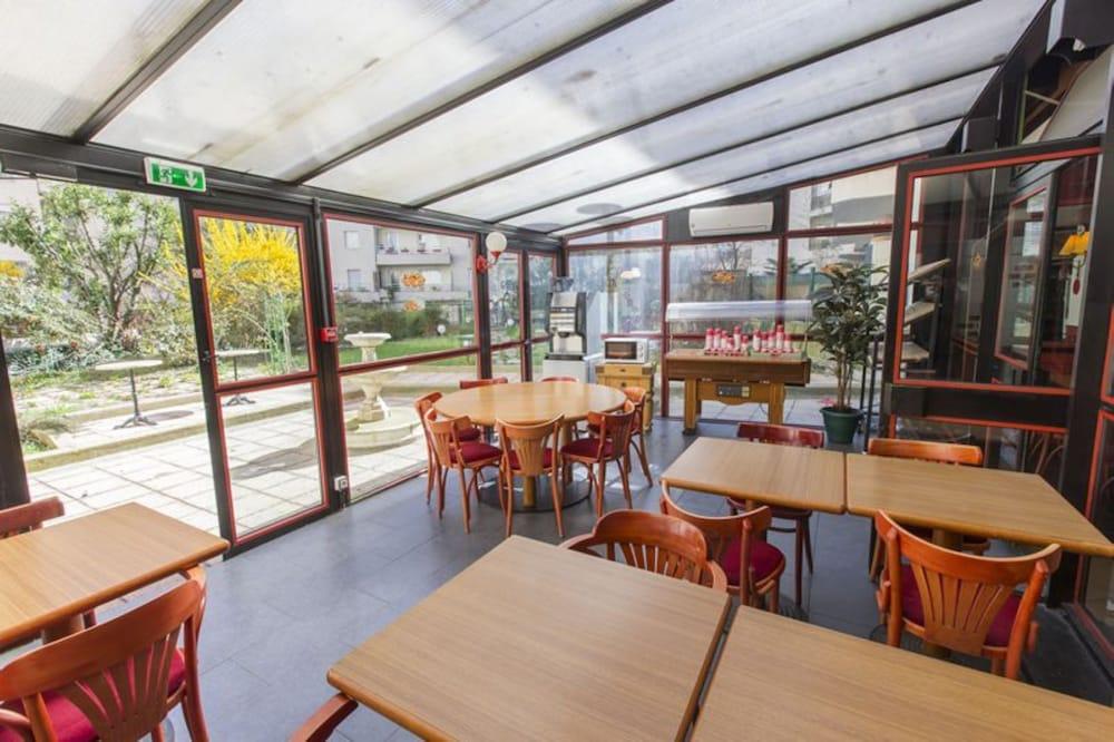 Ibis Styles Paris Hippodrome De Vincennes Hotel Joinville-le-Pont Exterior photo